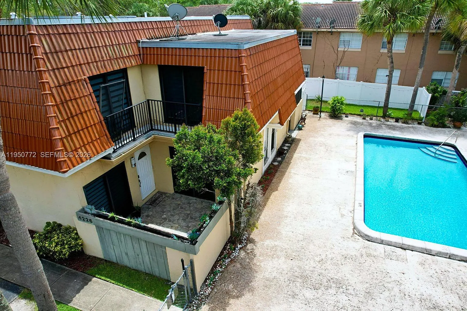 4226 NW 114th Ter, Coral Springs